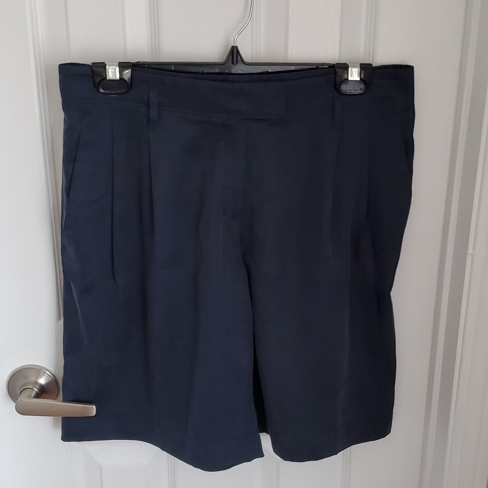 Babaton EUC Navy Lyocell Dressy Long Shorts